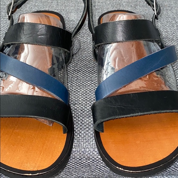 Urban Outfitters sandal - Picture 7 of 8